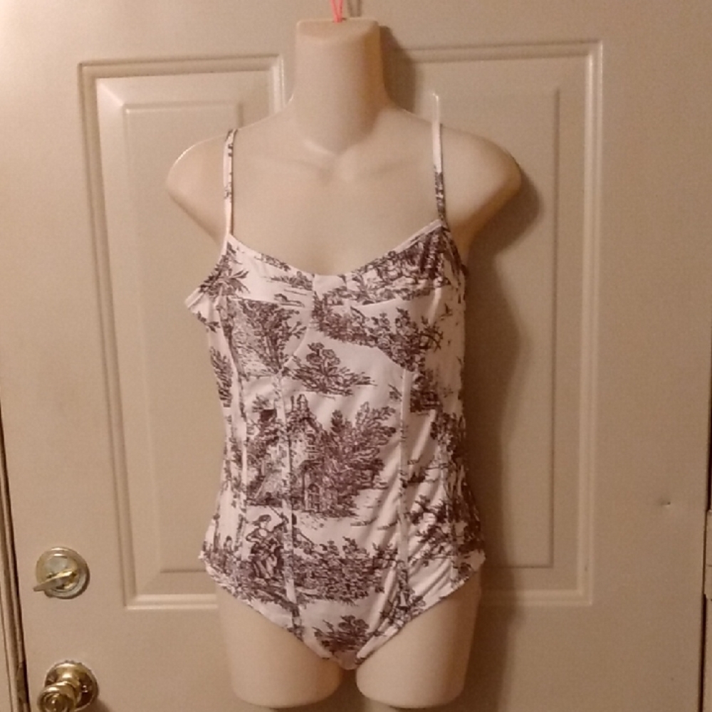 Cider Old England Print Body Suit Nwt xL